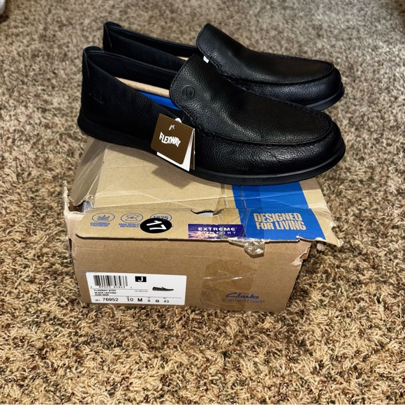 CLARKS Men's Flexway Step Black Leather 26176952 Slip On Size 10 Shoe New - Picture 1 of 6